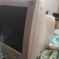 مانیتور ال جی قدیمی|قطعات و لوازم جانبی رایانه|کرج, گوهردشت|دیوار
