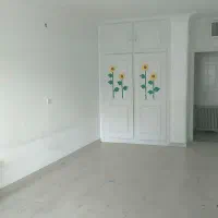 تجریش شریعتی ۷۰۰ متر زمین  ۵۵۰ متر بنا مناسب مدارس