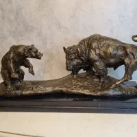 مجسمه برنزی نبرد خرس وگاو|مجسمه، تندیس، ماکت|تهران, فردوسی|دیوار