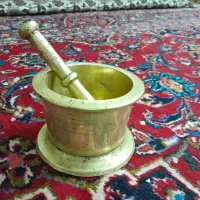 هاونگ برنجی قدیمی حدودا مال ۸۰ سال پیش|کلکسیون اشیاء عتیقه|اصفهان, احمدآباد|دیوار
