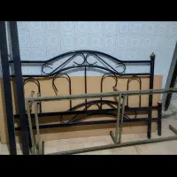 تخت دو نفره فلزی