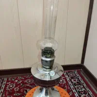 چراغ لمپا قدیمی، سالم و تمیز، بیش از ۵۰ سال قدمت|کلکسیون اشیاء عتیقه|بافق, |دیوار