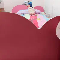 تخت نوزاد نوجوان|تخت و صندلی بچه|رشت, رودباری|دیوار