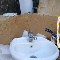 سنگ روشویی بهمراه شیر اب
