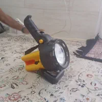 چراغ قوه نگهبانی شارژی|لامپ و چراغ|شیراز, ماه فیروزان|دیوار