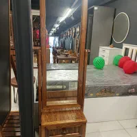 آینه ایستاده