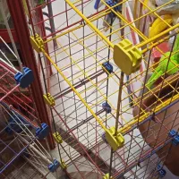 قفسه فلزی مشبک تمیز|کتابخانه، شلف، قفسههای دیواری|کرمانشاه, |دیوار