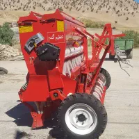 کشت مستقیم در حد نو|ماشین‌آلات صنعتی|گچی, |دیوار