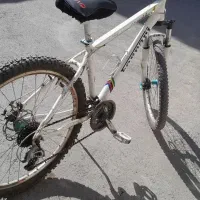 دوچرخه اصل فراری بابدنه مقاوم واسه هر وزنی ه|دوچرخه، اسکیت، اسکوتر|مشهد, شهید قربانی|دیوار