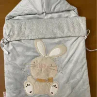 تشک و بالشت و کیسه خواب