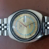 ساعت سیکو جوانان ۲۱ سنگ|ساعت|اهواز, فرهنگ شهر|دیوار