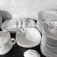 سرویس پذیرایی هجده نفره.چینی پردیس|ظروف سرو و پذیرایی|روانسر, |دیوار