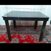 میز ناهارخوری