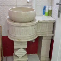 روشویی سنگی به همراه آیینه و قاب سنگی