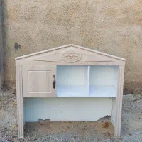 کتابخانه یا شلف دیواری