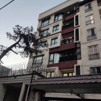 مرزداران ۱۸۵ متر ۳ خ شیک  ۲ پارکینگ سندی