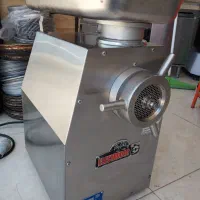 چرخ گوشت الکتروکار ۳۲|کافی‌شاپ و رستوران|شیراز, گل سرخ|دیوار