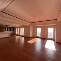 پاسداران 199 متر 7 ساله خوش نقشه روبه آفتاب