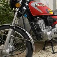 هندا ۱۲۵ آریانا|موتورسیکلت|مشهد, رده|دیوار