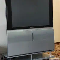 تلویزیون پاناسونیک کاملا سالم و تمیز