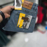 شلوار جین رانگلر|لباس|بروجرد, |دیوار