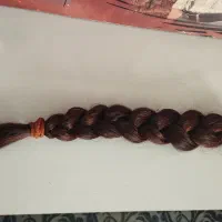 موی رنگ شده کات شده تمیز