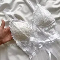 لباس زیر زنانه