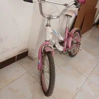 فقط تایر عقب باد نداره