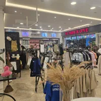 فروشنده خانم