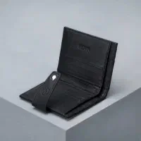 گمشده، کیف پول مشکی مردانه