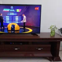 سامسونگ T5300 سایز 43 اینچ Full HD در حد آکبند