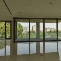 ویو-باغی-پنجره-قدی-لوکیشن-برند-شیک