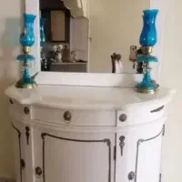 آئینه و کنسول سفید