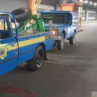 یدک کش. امداد خودرو. جرثقیل. خودرو بر