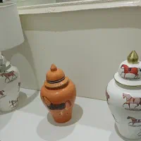 دو عدد بانکه ویک عدد آباژور