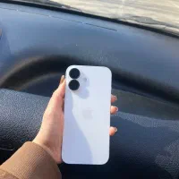 آیفون ۱۶ نرمال سفید