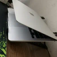 MacBook pro myd82
