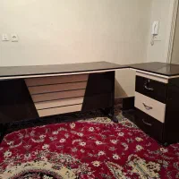 میز مدیریت L دوتیکه