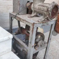 چرخ گوشت صنعتی۳۲|کافی‌شاپ و رستوران|شیراز, ابیوردی|دیوار