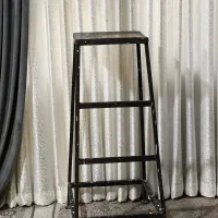 چهار پایه فلزی|ابزارآلات|فردیس, نسترن شرقی|دیوار