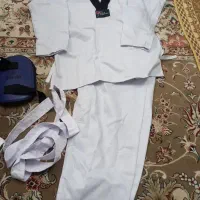لباس کاراته با لوازم