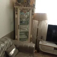 مینی بوفه و ساعت ایستاده