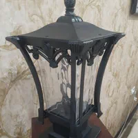 ده عدد چراغ سر ستونی فلز  نیست