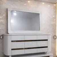 آیینه و کنسول سفید بسیار زیبا