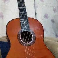 گیتار والنسیا اصلی