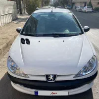 پژو ۲۰۶ صندوقدار