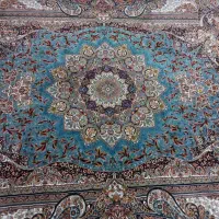 فرش درحد نو بسیار تمیز