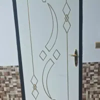 درب چوبی رنگ شده با چهارچوب فلزی1.10در۲.۲۰