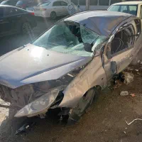 206 تیپ ۵ تصادفی