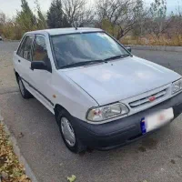 پراید سفید ۹۰